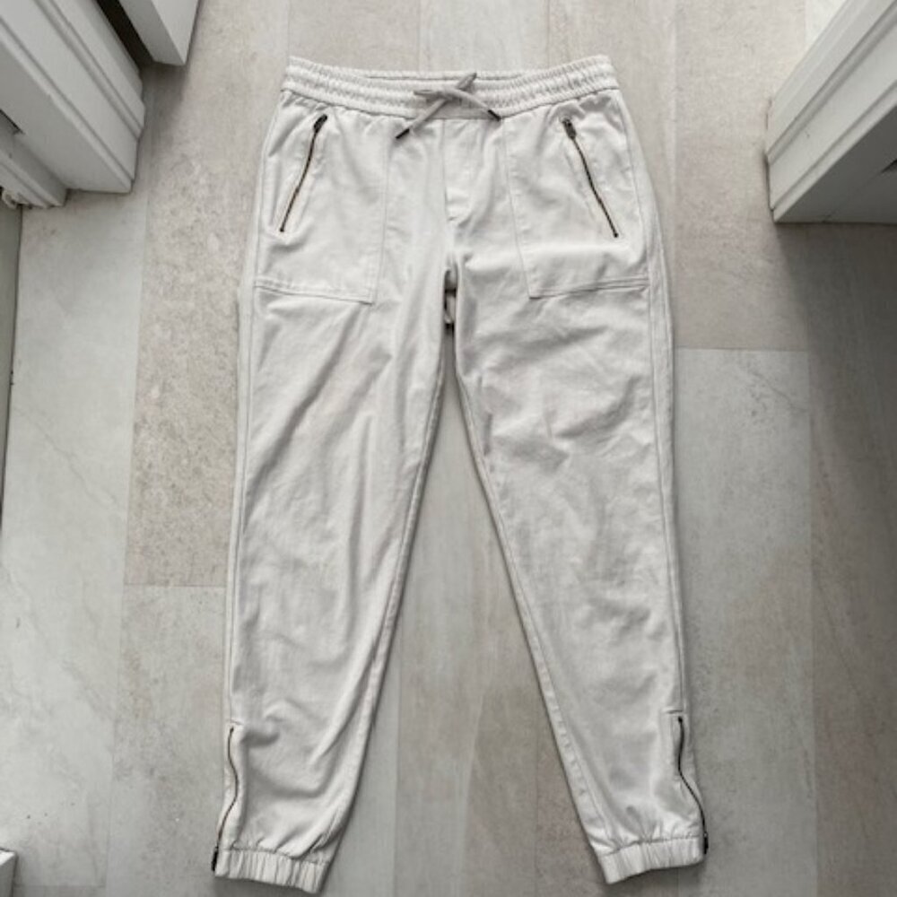 ATHLETA Birch Light Gray Farallon Jogger Pants Sz 4 - Picture 6 of 14